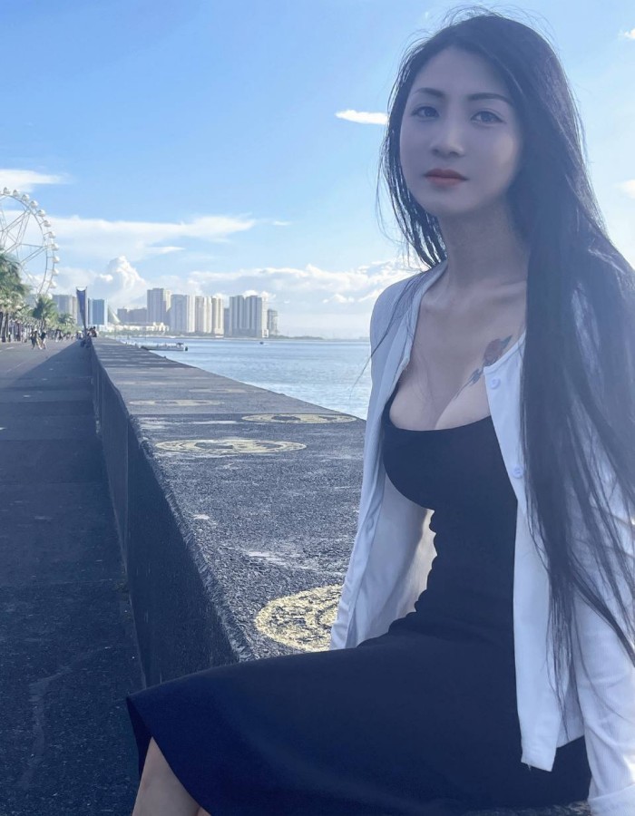穿到只有男人世界(NP),经典电影在线观看